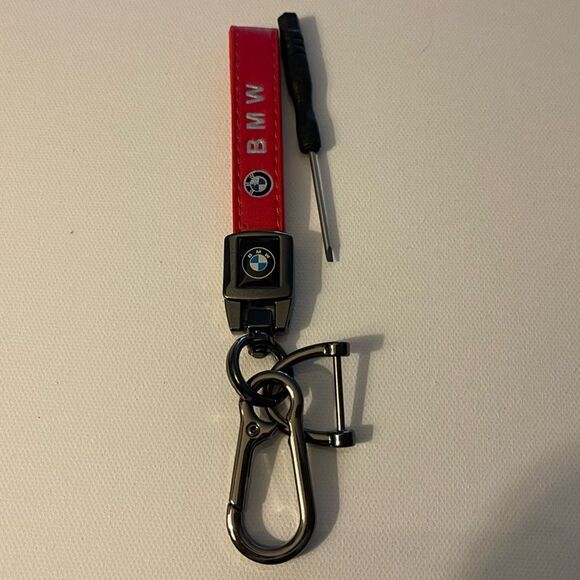 BMW Key Fob Keychain in Red Leather with Logo NWT - Picture 1 of 4